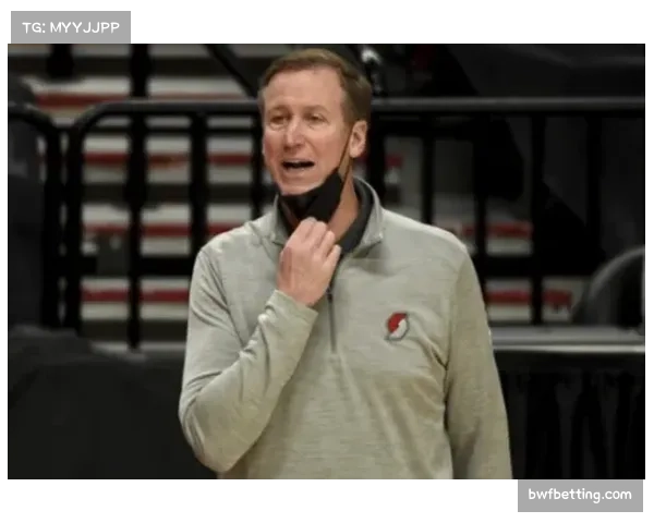 愿意转正继续执教开拓者